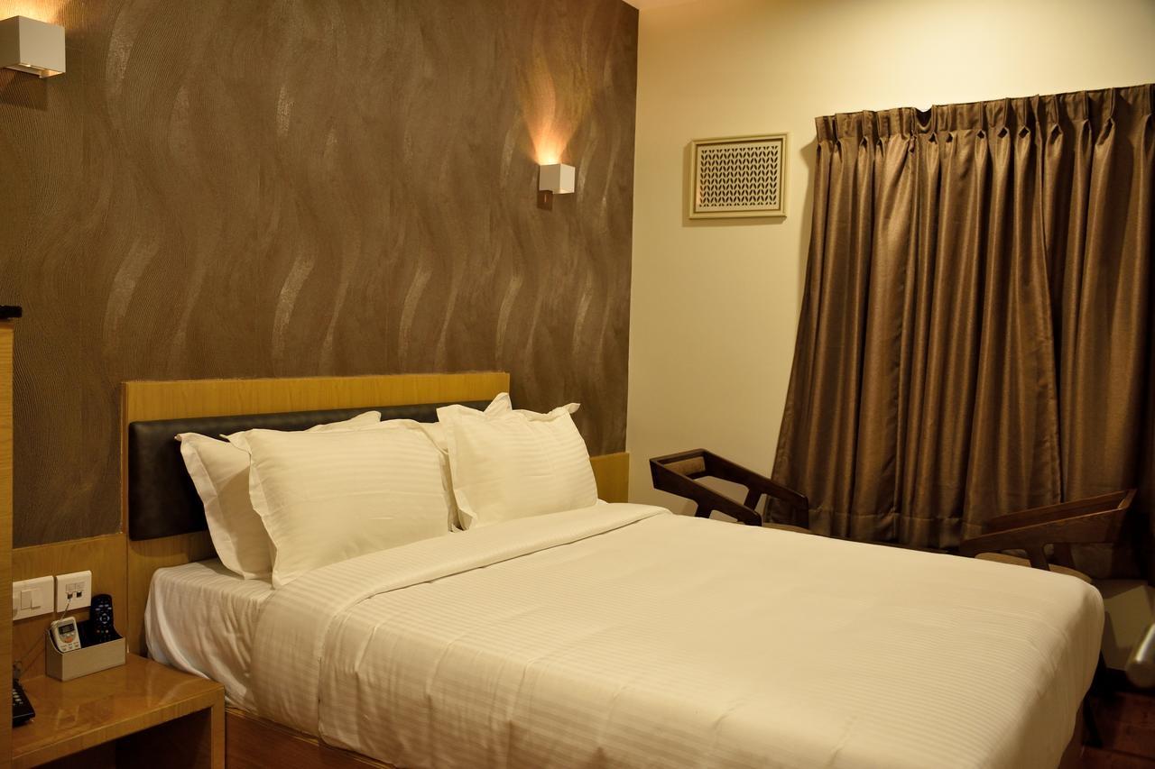 Hotel Laya Inn Ariyalur Exterior foto