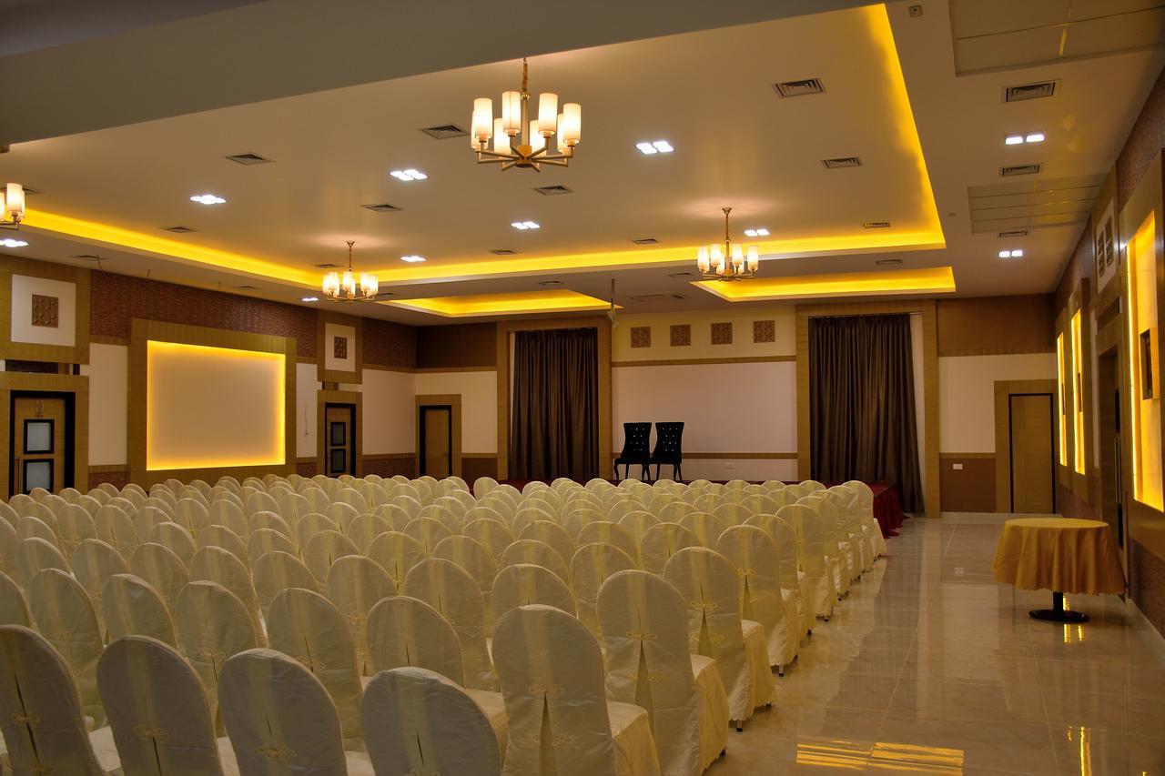Hotel Laya Inn Ariyalur Exterior foto