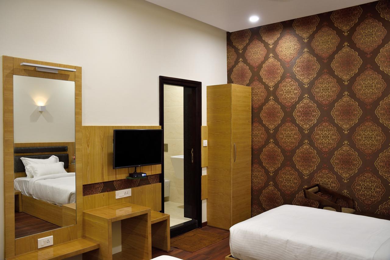 Hotel Laya Inn Ariyalur Exterior foto